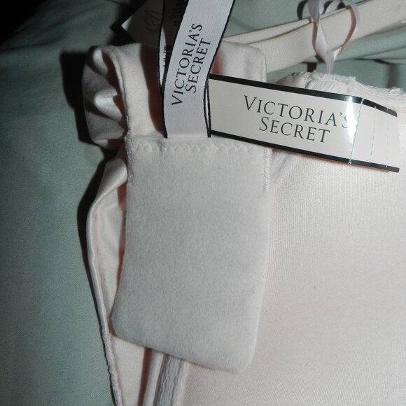 VICTORIA SECRET BODY BY VICTORIA 24/7 WEAR PERFECT COVERAGE BRA🆕⌚📦🏃💨🚚 - Picture 15 of 16